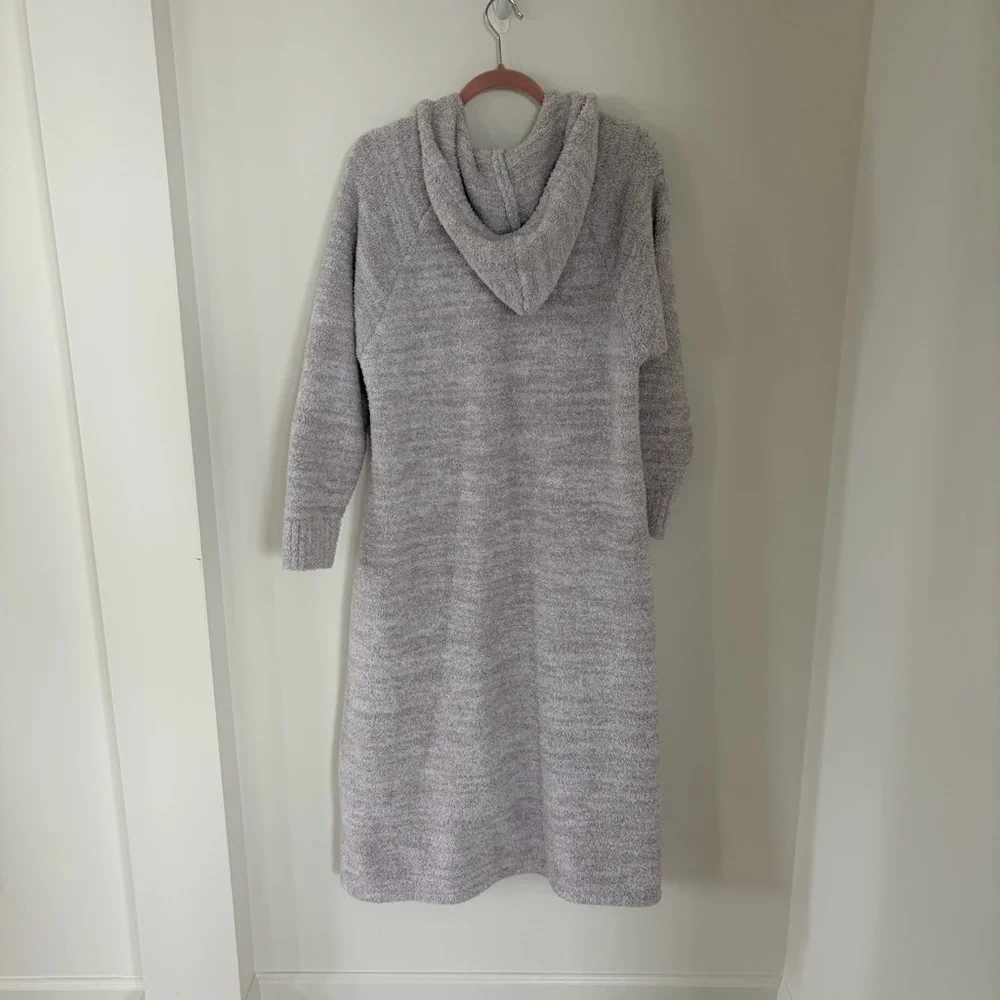 Barefoot Dreams Soft Gray Zip-Up Robe - Picture 6 of 6
